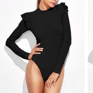 Bodysuit w mock neck and drill trim shoulders 🖤